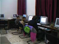 Hostello di Deheishe sala computer