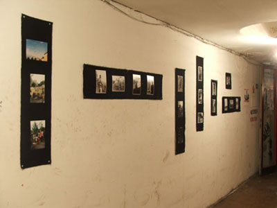 L'esposizione fotografica nel corridoio del Laurentinokkupato